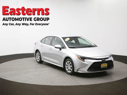 Used 2022 Toyota Corolla LE FWD image 50