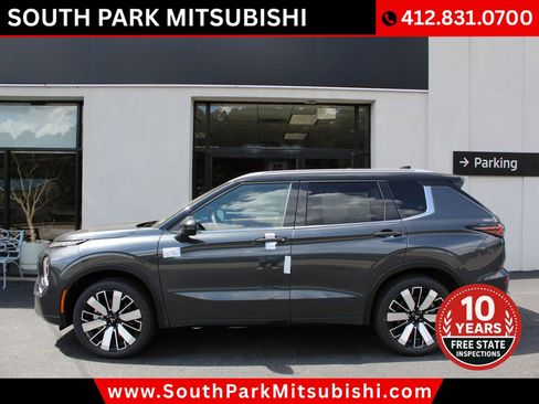 New 2025 Mitsubishi Outlander SEL image 1