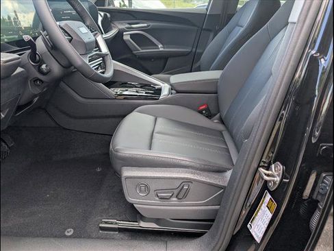 New 2025 Audi Q5 2.0T Premium image 7