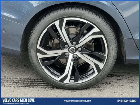 Used 2024 Volvo S60 B5 Ultimate w/ Climate Package AWD/4WD image 7