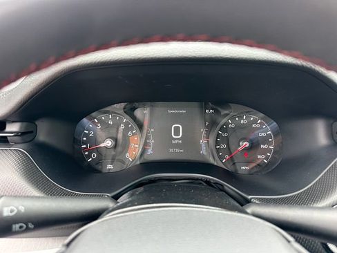 Used 2025 Jeep Compass Trailhawk AWD/4WD image 26