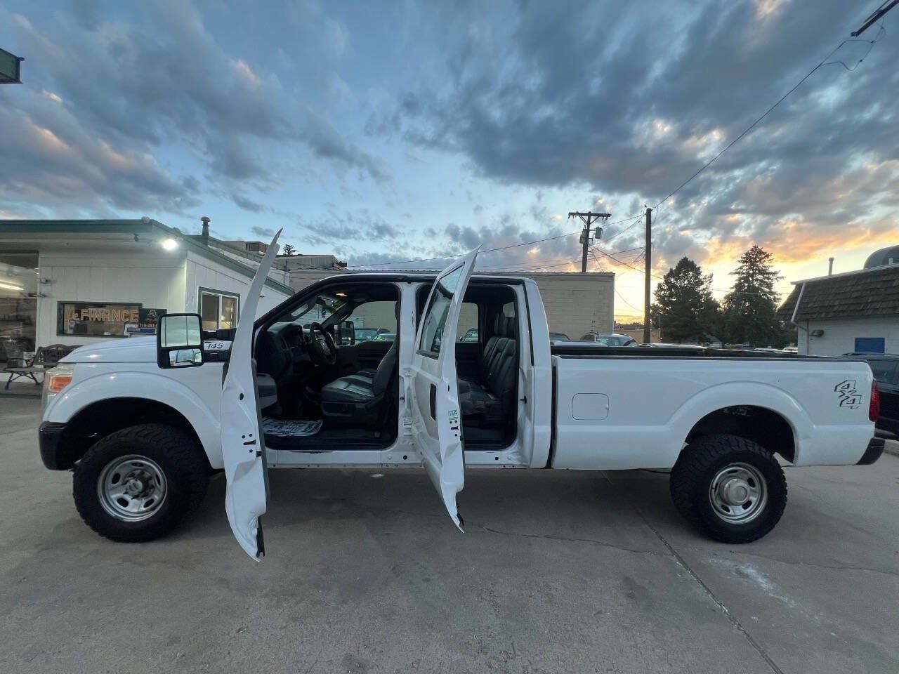 Used 2015 Ford F250 XL w/ Snow Plow Prep Package AWD/4WD image 25