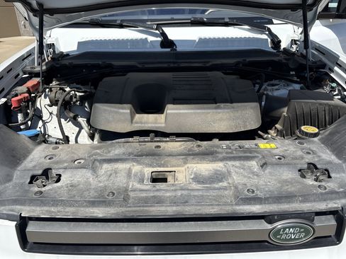 Used 2023 Land Rover Defender 90 X-Dynamic SE AWD/4WD image 41