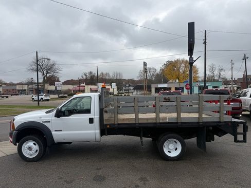 Used 2007 Ford F450 4x4 Regular Cab Super Duty image 2