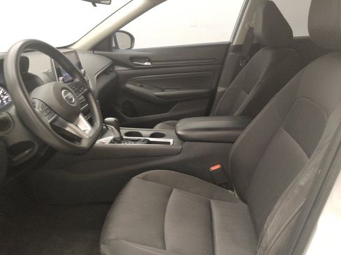 Used 2020 Nissan Altima 2.5 S FWD image 17
