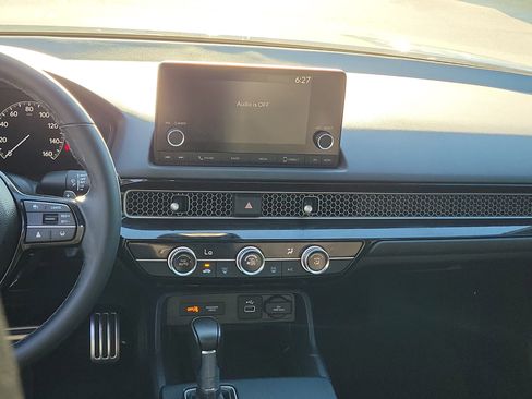 Used 2023 Honda Civic Sport image 14