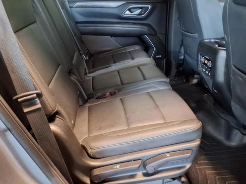 Used 2021 Chevrolet Tahoe Z71 w/ Z71 Signature Package AWD/4WD image 11