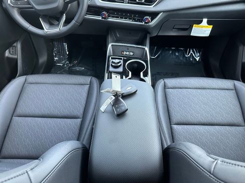 New 2026 Chevrolet Equinox LT w/ Convenience Package II image 20