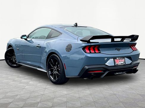 Used 2026 Ford Mustang Coupe RWD image 4