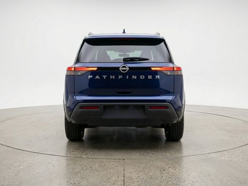 Used 2025 Nissan Pathfinder SV FWD image 7