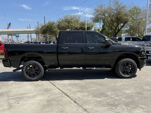 New 2026 RAM 2500 Lone Star AWD/4WD image 3