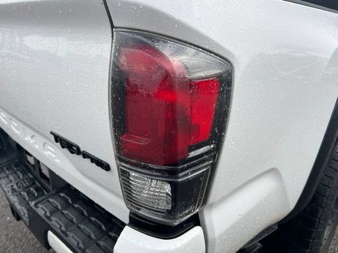 Used 2019 Toyota Tacoma TRD Pro w/ Desert Air Intake Package AWD/4WD image 12