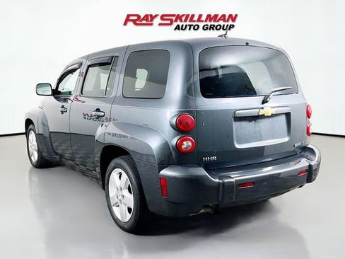 Used 2011 Chevrolet HHR LT w/ My Link Package FWD image 5