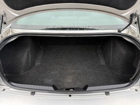 Used 2010 Chrysler 300 Touring image 11