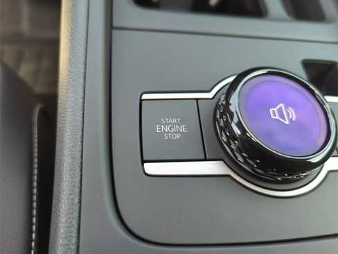 New 2026 Volkswagen Tiguan SE R-Line image 39