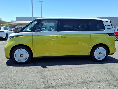 New 2025 Volkswagen ID. Buzz 1st Edition AWD/4WD image 2