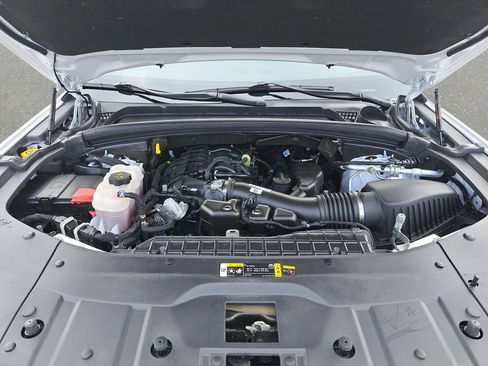 Certified 2023 Jeep Grand Cherokee Limited w/ Trailer Tow Prep Group (B) image 31