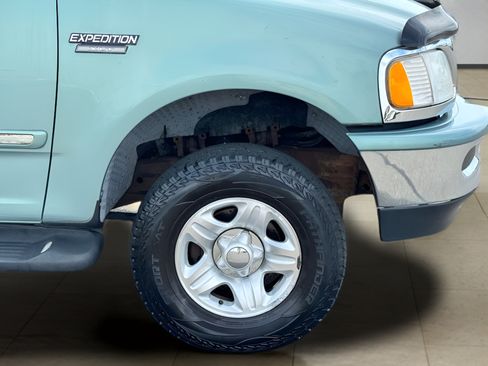 Used 1998 Ford Expedition XLT AWD/4WD image 37
