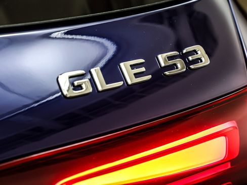 New 2026 Mercedes-Benz GLE 53 AMG 4MATIC image 9