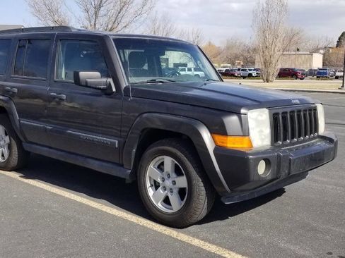 Used 2006 Jeep Commander 2WD image 1