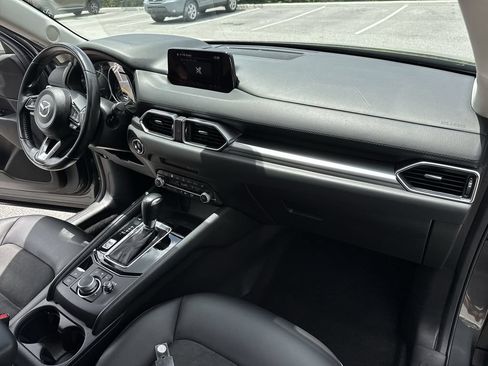 Used 2020 MAZDA CX-5 Touring FWD image 32