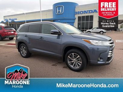 Used 2019 Toyota Highlander XLE w/ Carpet Mat Package (TMS)