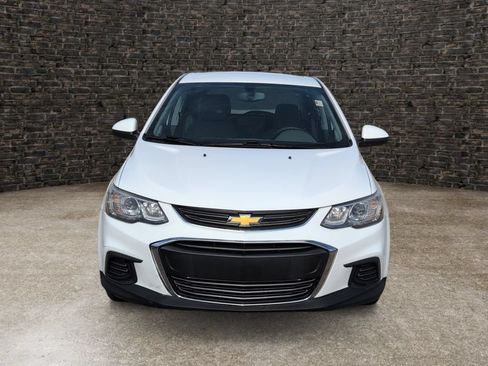 Used 2018 Chevrolet Sonic LT FWD image 4