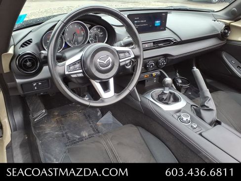 Certified 2024 MAZDA MX-5 Miata Club RWD image 7