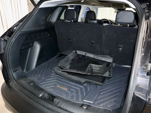 Certified 2022 Ford Escape Titanium w/ Class II Trailer Tow Package image 15