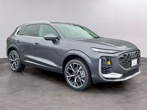 New 2026 Audi Q3 quattro 2.0T AWD/4WD image 2