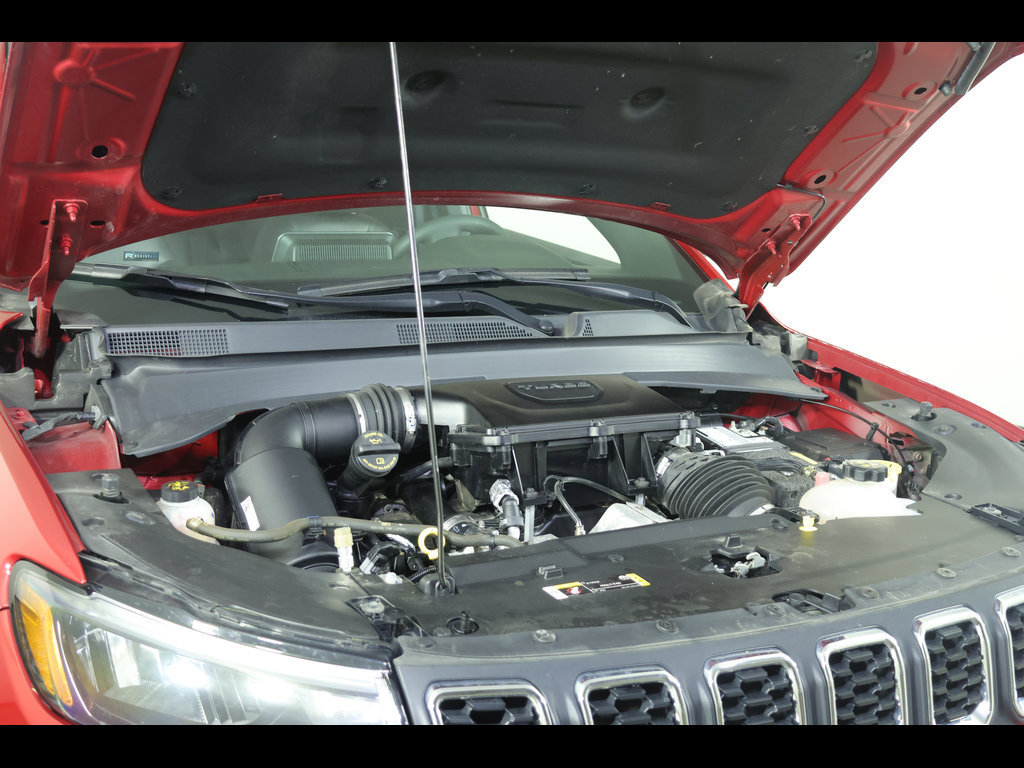 Used 2025 Jeep Compass Latitude AWD/4WD image 19