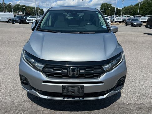 Used 2025 Honda Odyssey EX-L image 2