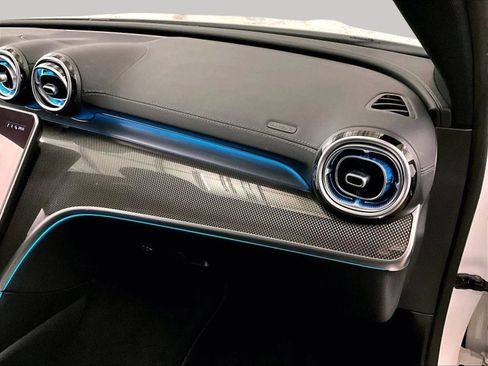 Used 2022 Mercedes-Benz C 300 4MATIC Sedan image 15