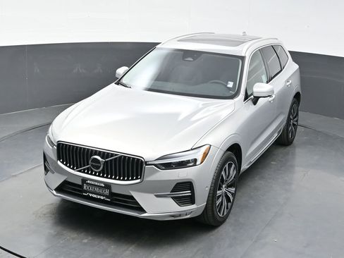 Used 2023 Volvo XC60 B5 Plus w/ Climate Package image 26
