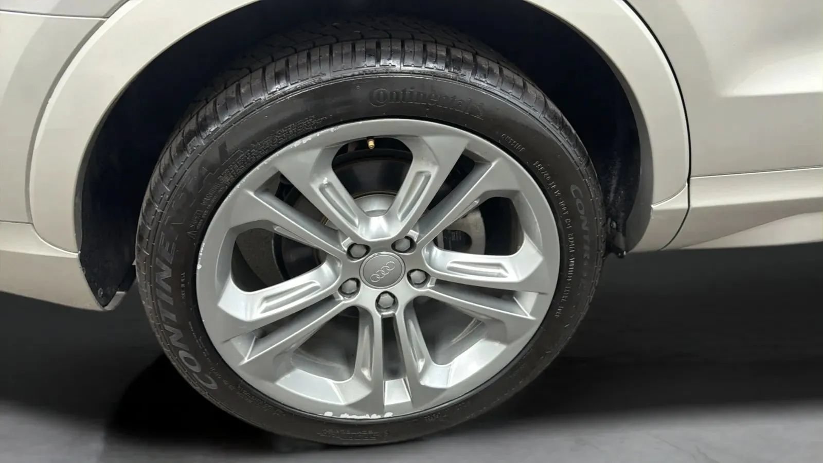 Used 2016 Audi Q3 2.0T Premium Plus w/ Technology Package FWD image 26