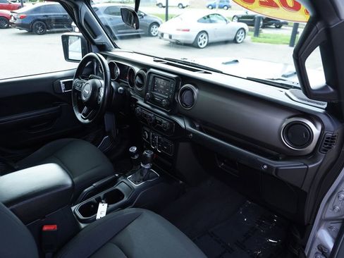 Used 2020 Jeep Gladiator Sport w/ Quick Order Package 24S image 27