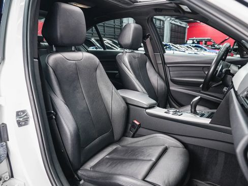 Used 2014 BMW 335i xDrive Sedan AWD/4WD image 49