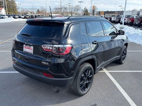 New 2026 Jeep Compass Latitude AWD/4WD image 8