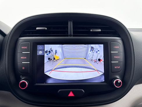 Used 2022 Kia Soul LX w/ Technology Package FWD image 29