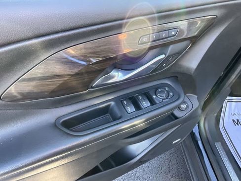 Used 2019 GMC Terrain Denali w/ Advanced Safety Package image 80