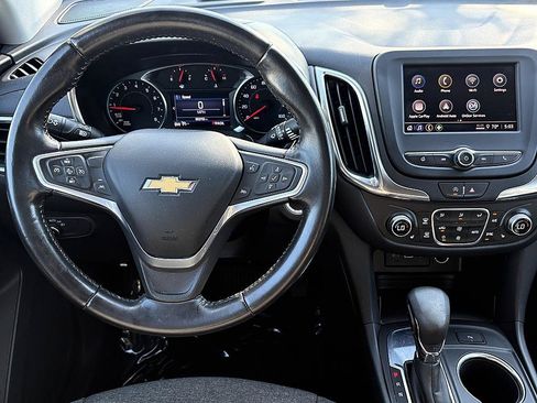 Used 2022 Chevrolet Equinox LT FWD image 15