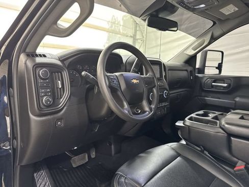 Used 2024 Chevrolet Silverado 2500 Custom w/ Custom Value Package AWD/4WD image 10