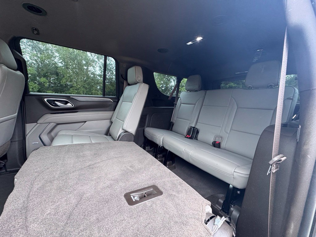 Used 2021 GMC Yukon XL SLT w/ SLT Luxury Package RWD image 21