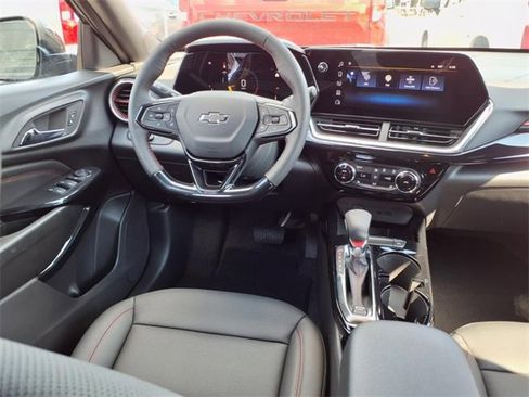 New 2025 Chevrolet Trax RS w/ Driver Confidence Package image 4
