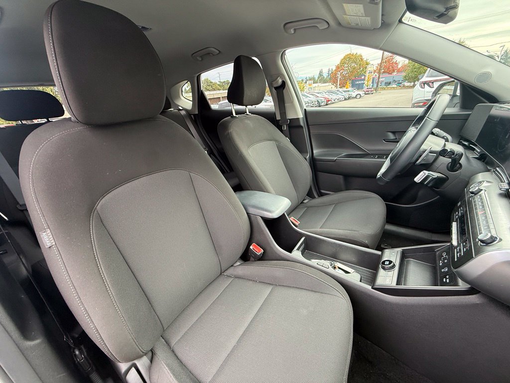 Certified 2025 Hyundai Kona SEL FWD image 14