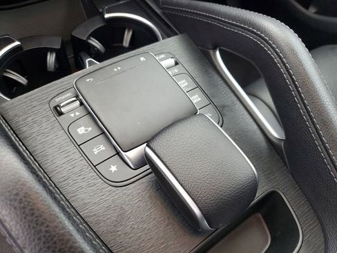 Used 2022 Mercedes-Benz GLE 350 4MATIC image 30