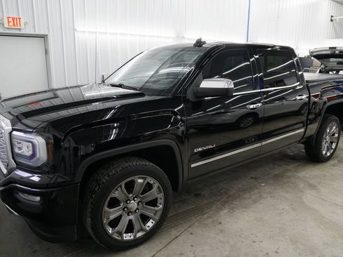 Used 2016 GMC Sierra 1500 Denali w/ Denali Ultimate Package AWD/4WD image 7