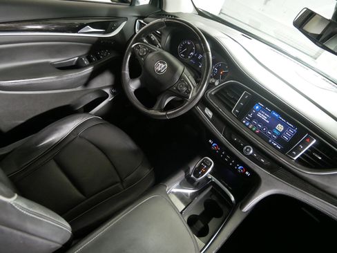 Used 2021 Buick Enclave Avenir w/ Avenir Technology Package AWD/4WD image 9