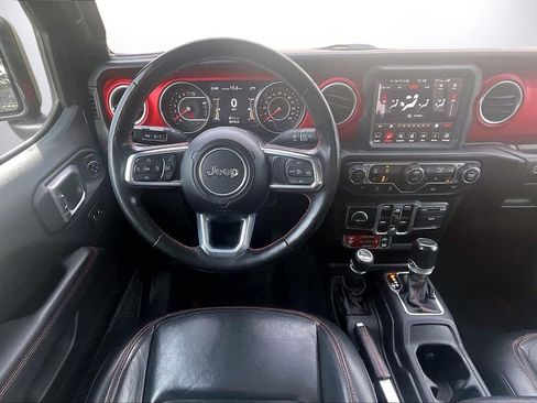 Certified 2020 Jeep Gladiator Rubicon w/ Dual Top Group image 12