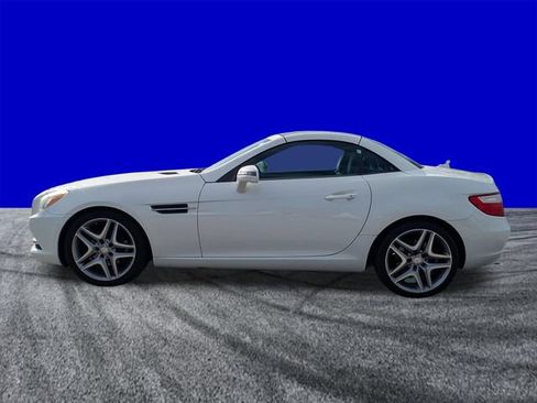 Used 2014 Mercedes-Benz SLK 250 image 7